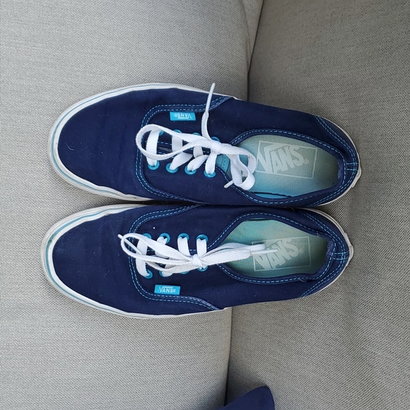VANS Blue sz 7 Women's EUC - Picture 3 of 9
